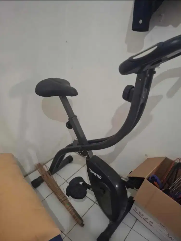 sepeda kinetic statis