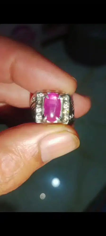 Cincin natural ruby Burma
