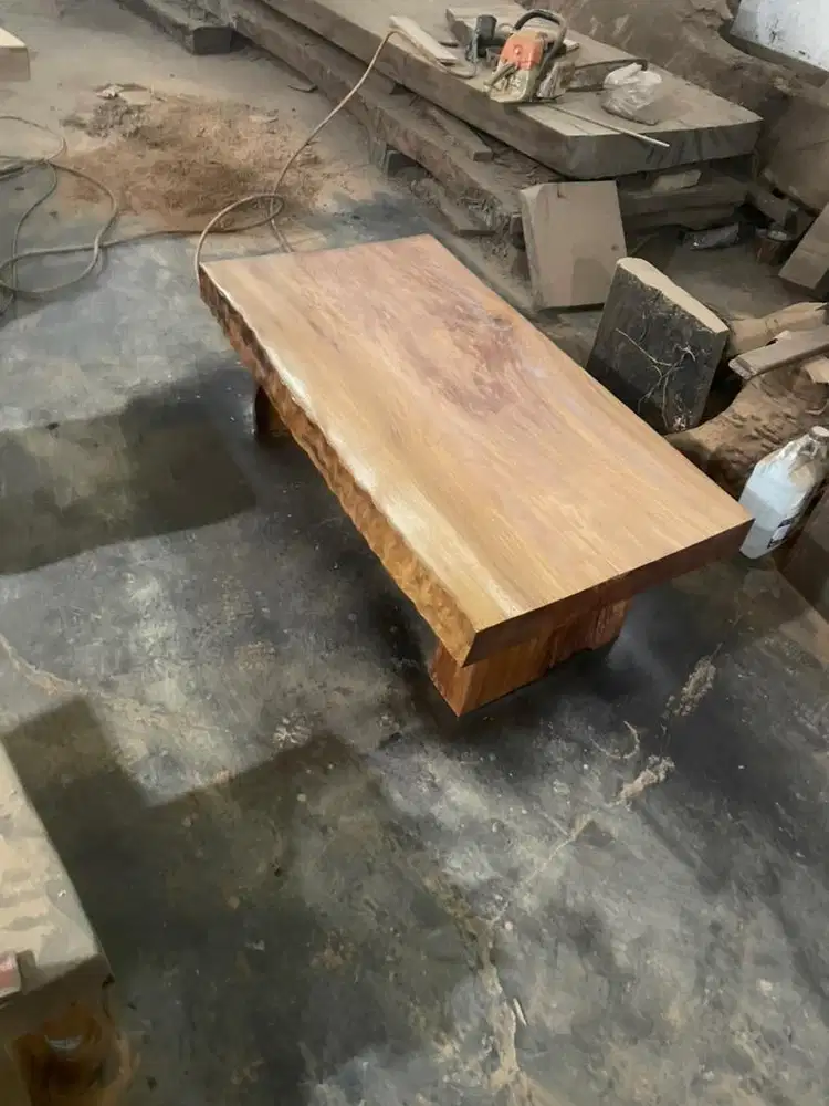 Meja tamu kayu jati solid