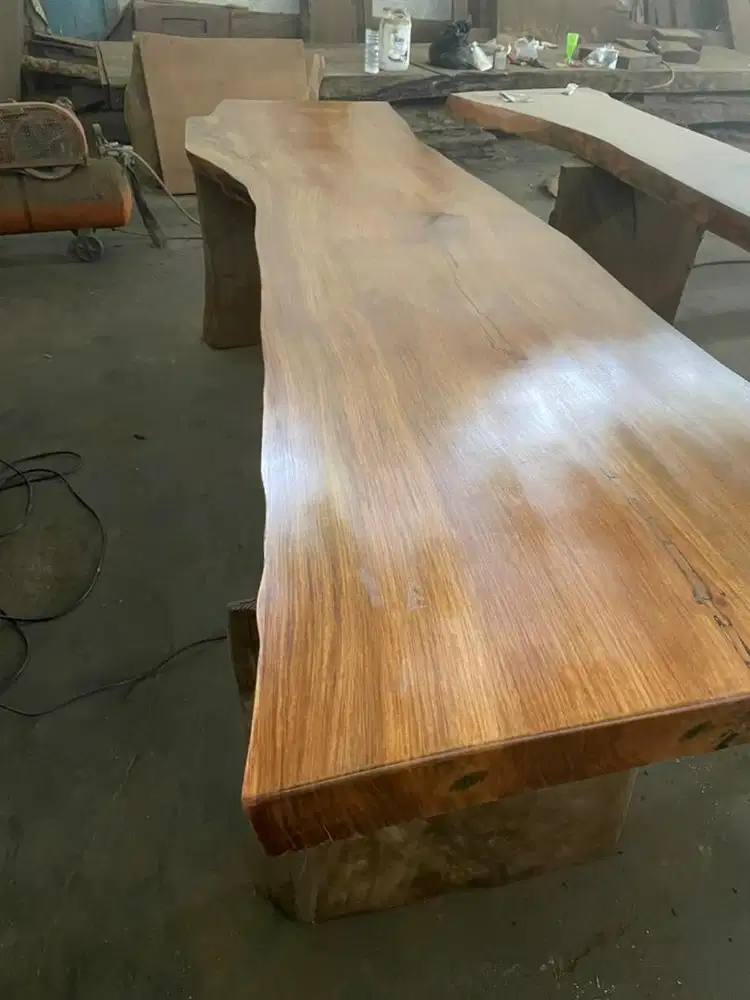 Meja solid kayu jati