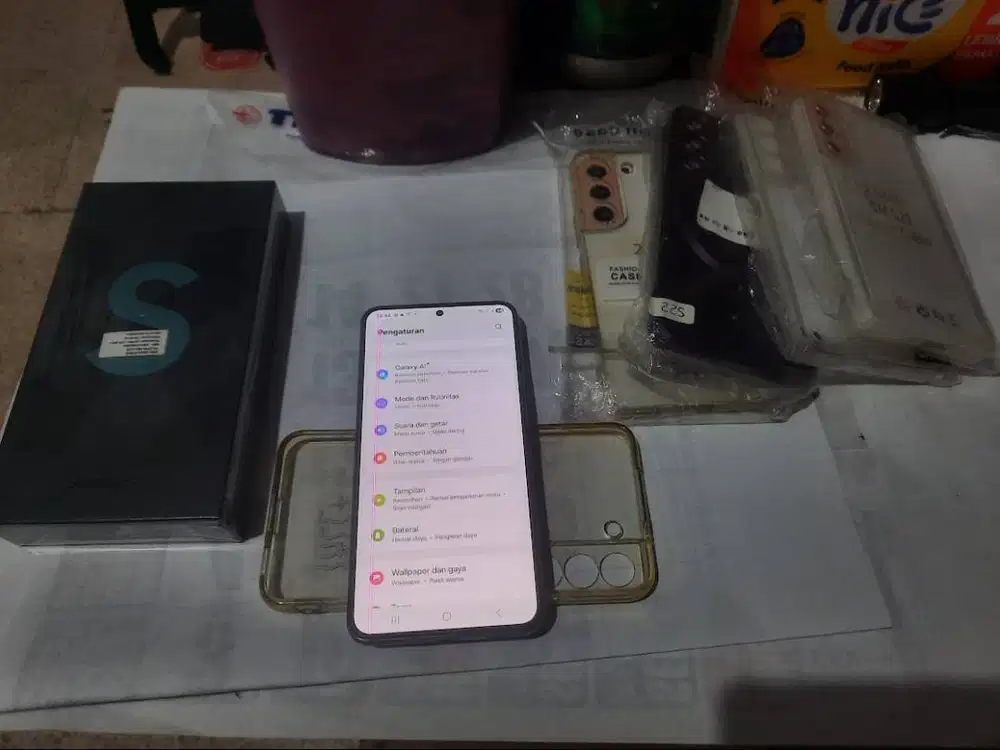 Samsung Galaxy S22 SEIN mulus fullset dari baru minus