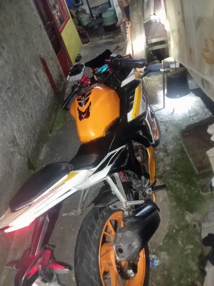 CBR 150R K56 SECOND