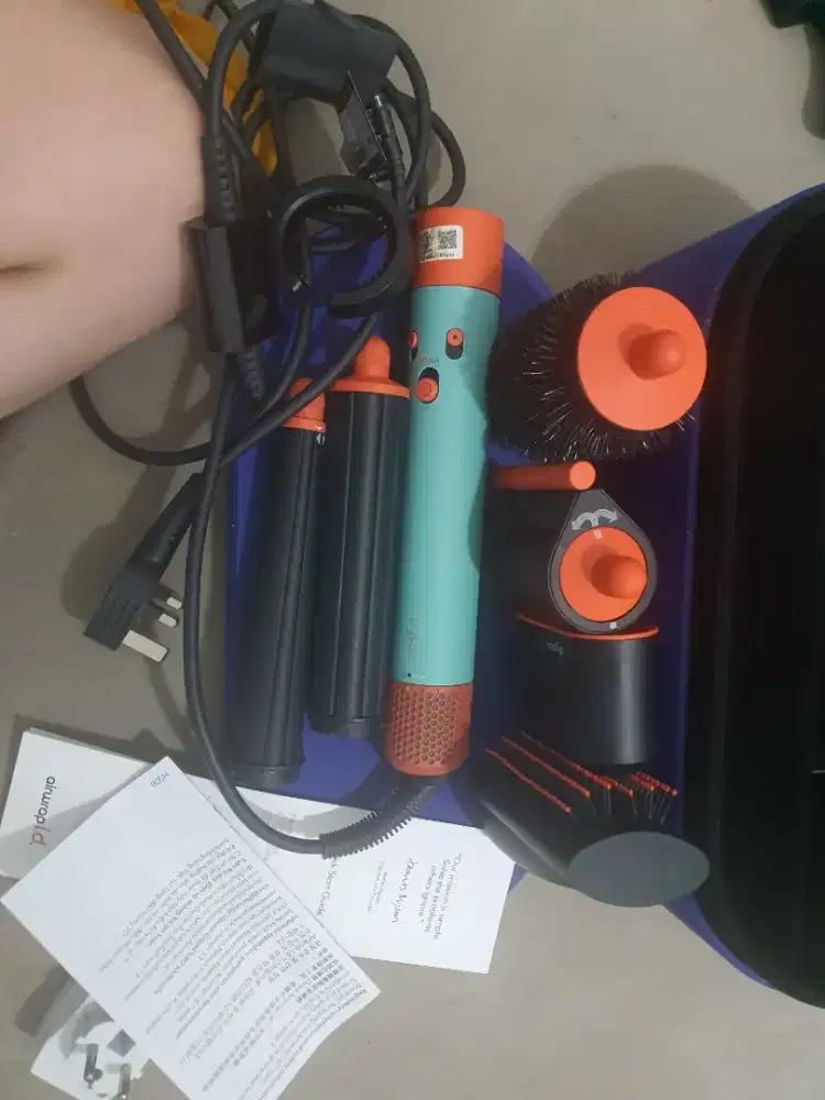 catokan dyson multi styler & sryer airwrap
