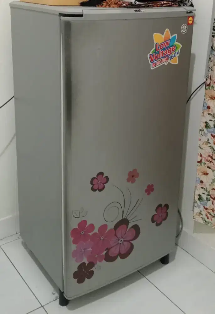 Jual cepat kulkas 1 pintu