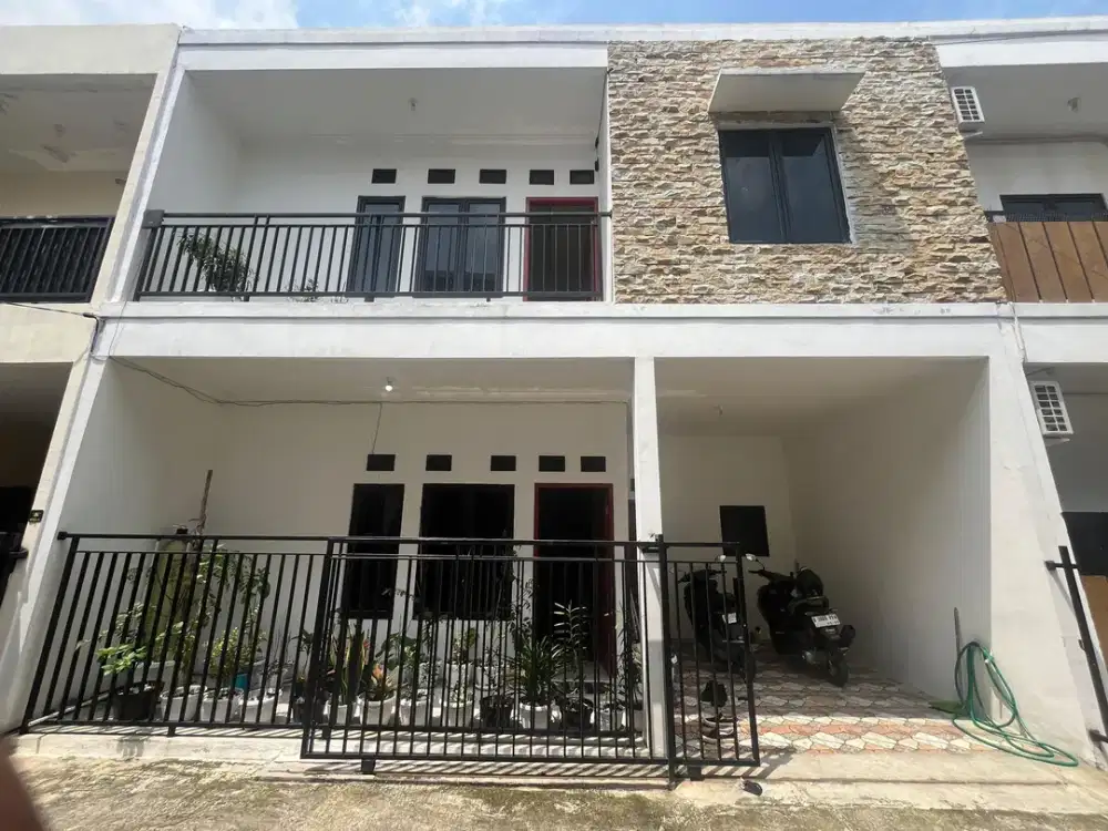 Rumah 2 Lt SHM 10 Mnt ke Gerbang Tol Pondok Kelapa Dibantu KPR J-39748