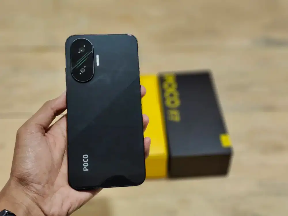 poco f7 5g 12/512 bisa tt