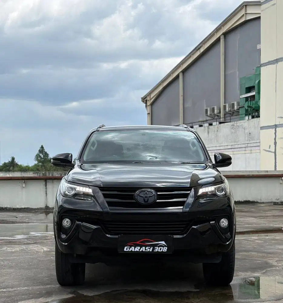 Toyota Fortuner VRZ 2.4 AT