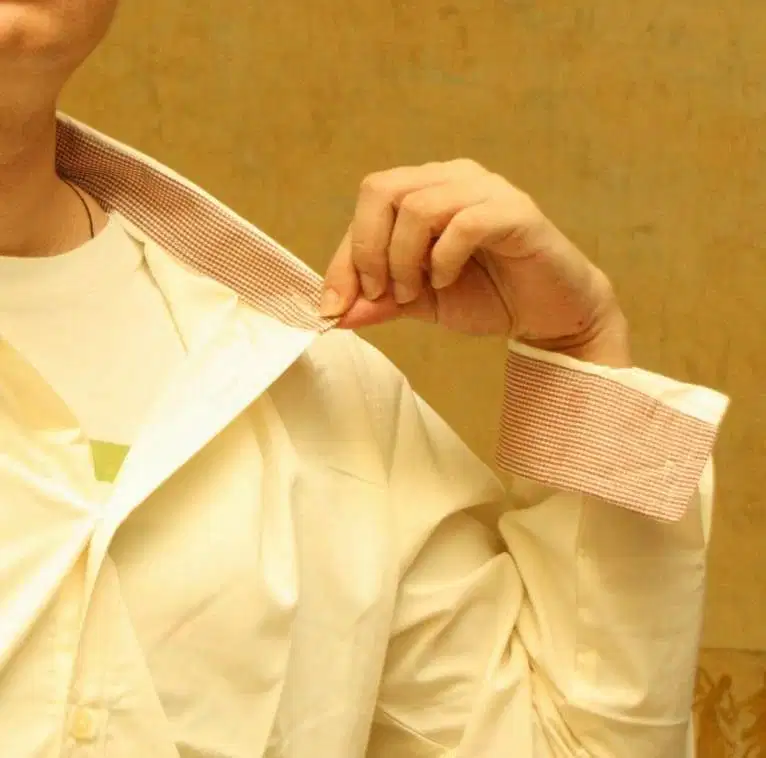 Kemeja Pria Lengan Panjang Import wrn kuning kerah dlm motif coklat