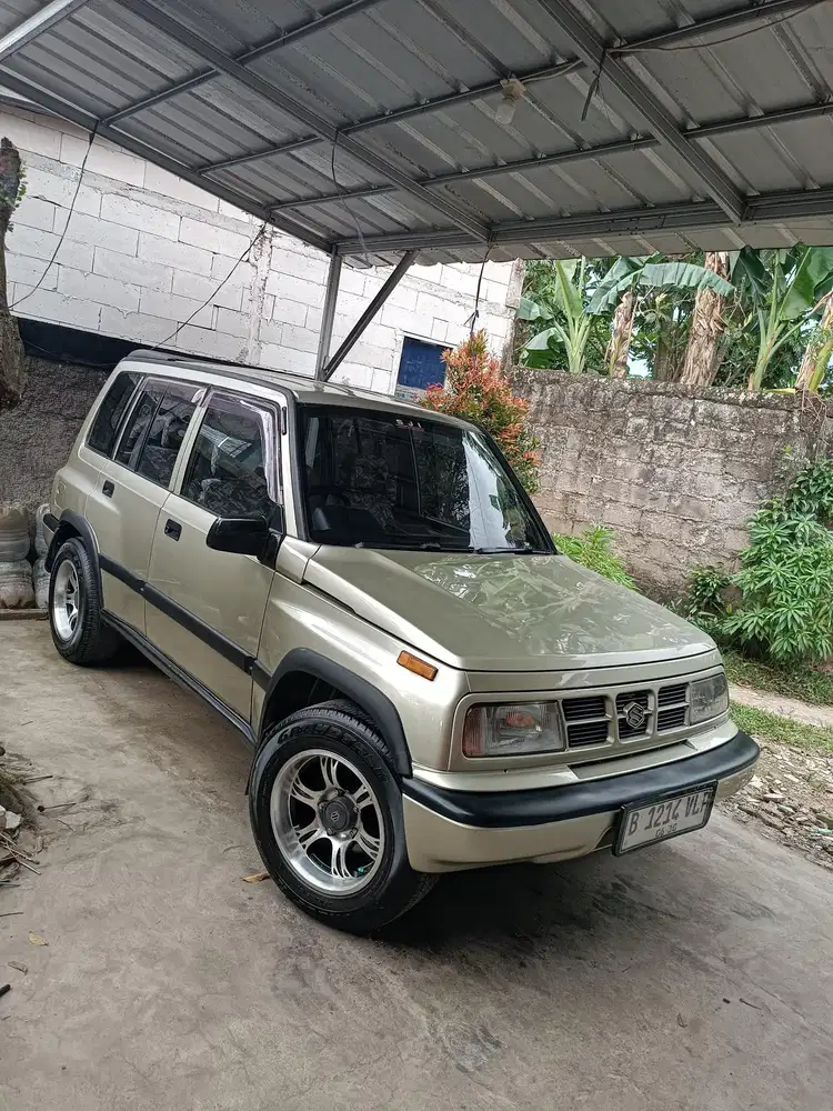 Suzuki Sidekick 2000 drag one mulus terawat siap pakai