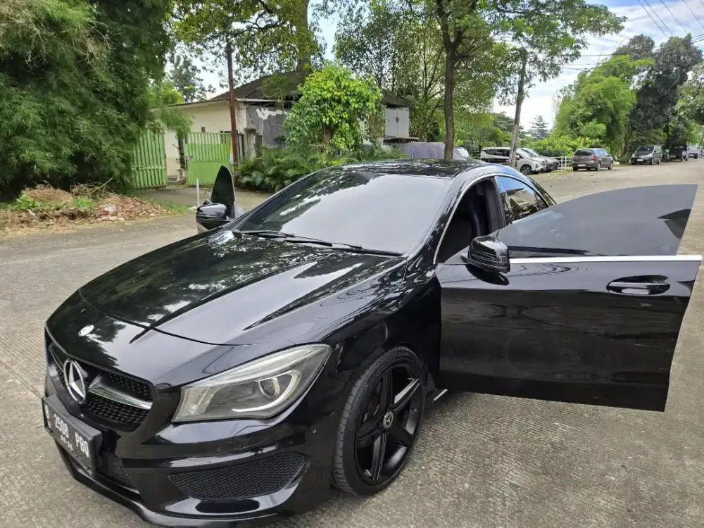 Mercedes-Benz CLA200 2014 Bensin