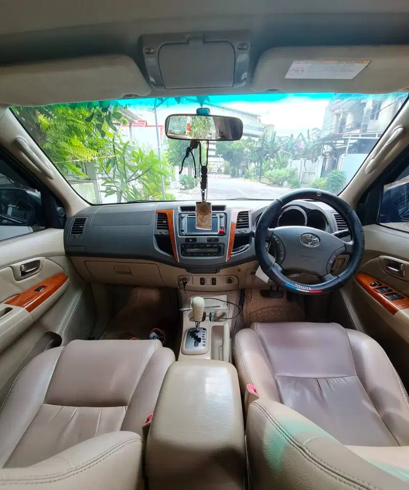 JUAL MOBIL FORTUNER ISTIMEWA