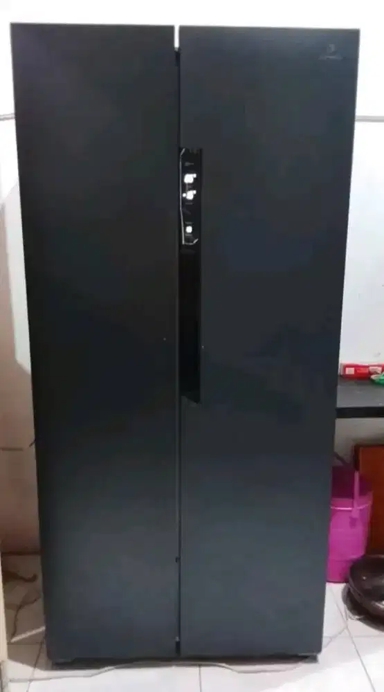 Kulkas side by side masih sgt terawat x apartmen