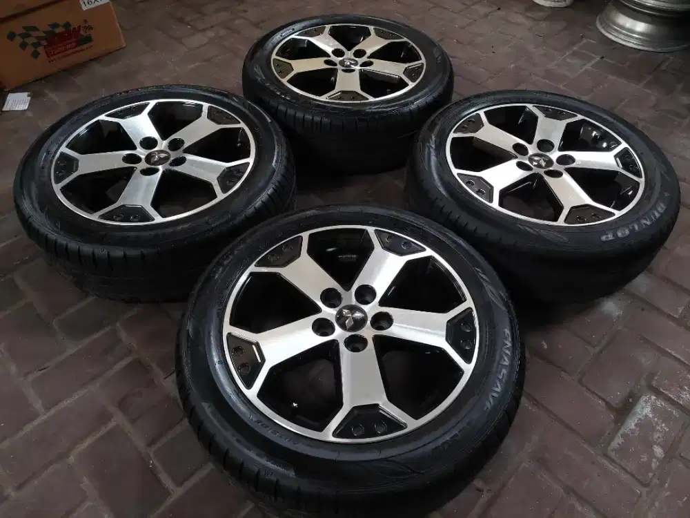 Velg Ban TEBAL 90% Ori Xpander Cross R17 Outlander Kuda Serena Livina