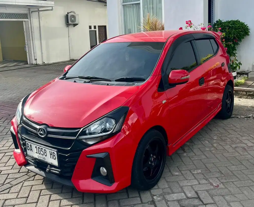 Daihatsu Ayla R 1.2