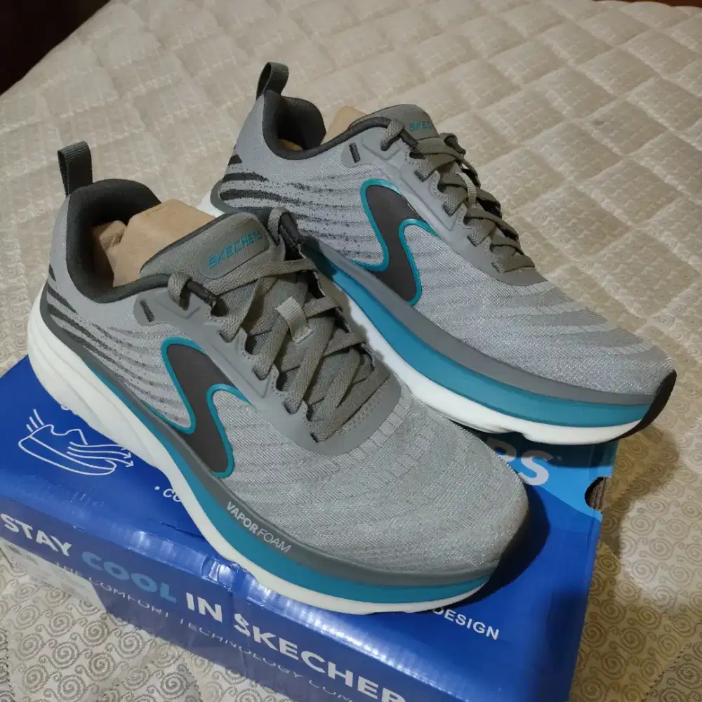 Sepatu Skechers Vapor