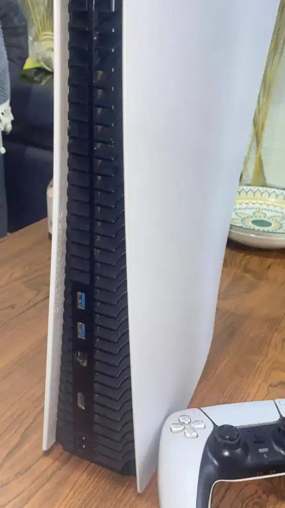 PlayStation 5 (Disc Version)