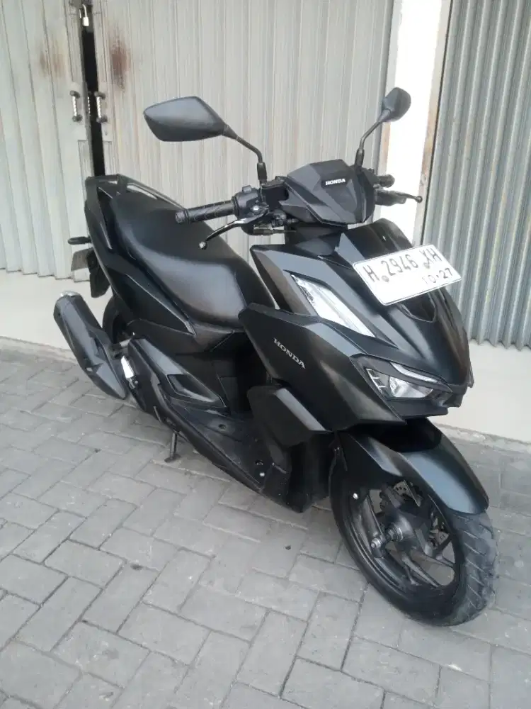 Honda Vario 160 cbs 2022 hitam