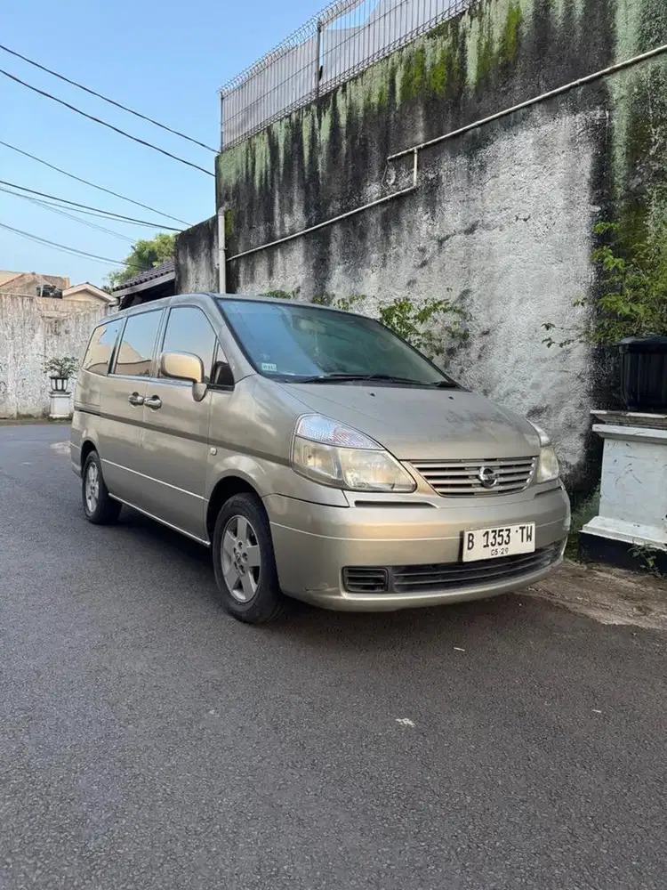 Nissan Serena Matic Th 2005 Bensin
