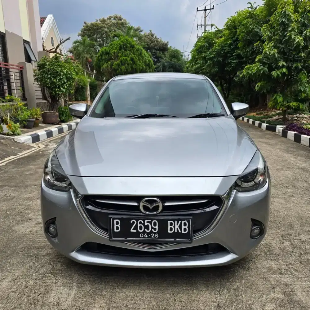 Mazda 2 type R automatic tahun 2016