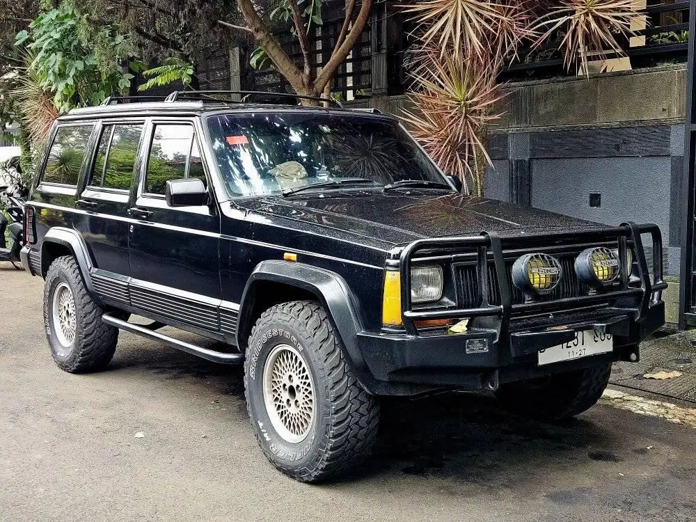 Jeep Chrysler Cherokee 4.0l AT 4x4 Limited 1997