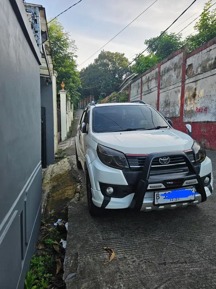 Toyota Rush Sportivo Ultimo 2017 Bensin