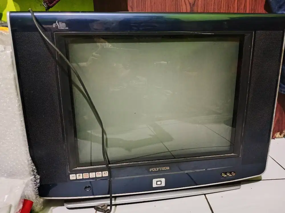 Tv Polytron u-slim