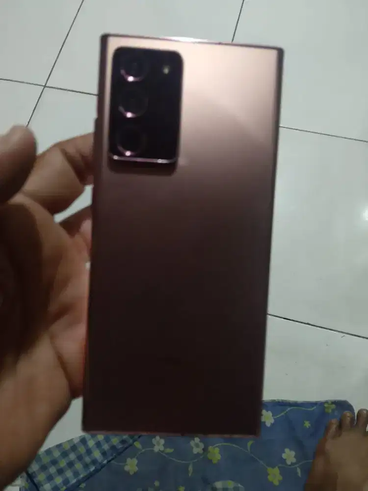 D jual samsung note 20 ultra ram 8/256 kondisi mulus cuma lcd aj gasis