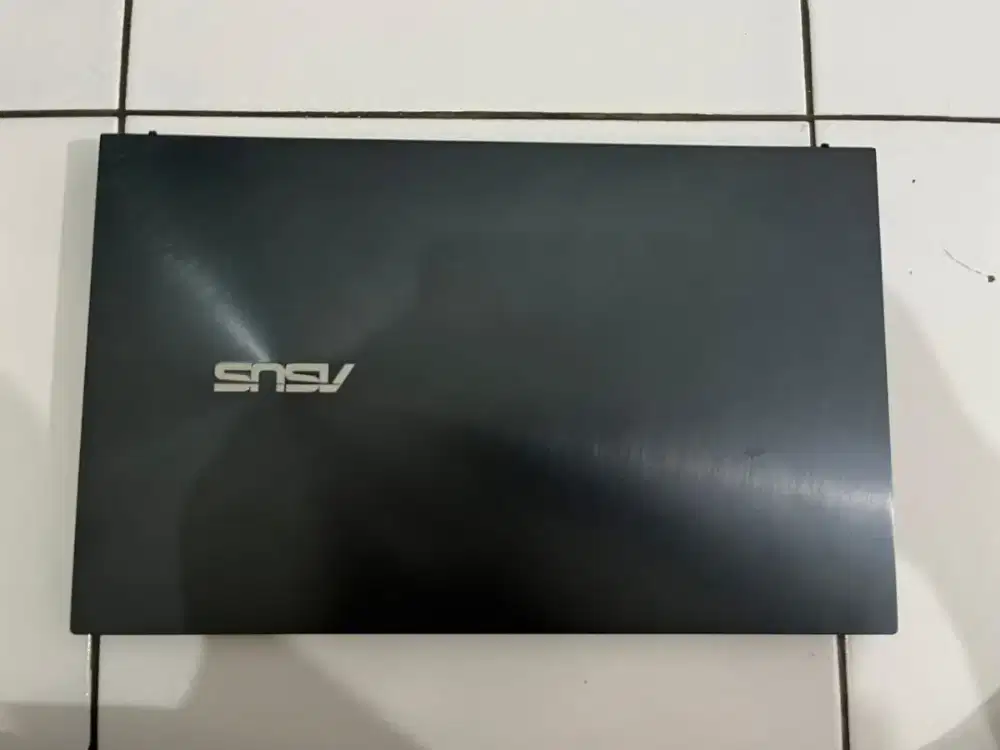 Asus Zenbook Ram 16GB/HDD 1TB