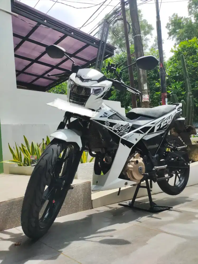 SUZUKI SATRIA F150