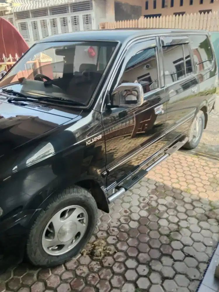 Kijang LGX 2.0 2003