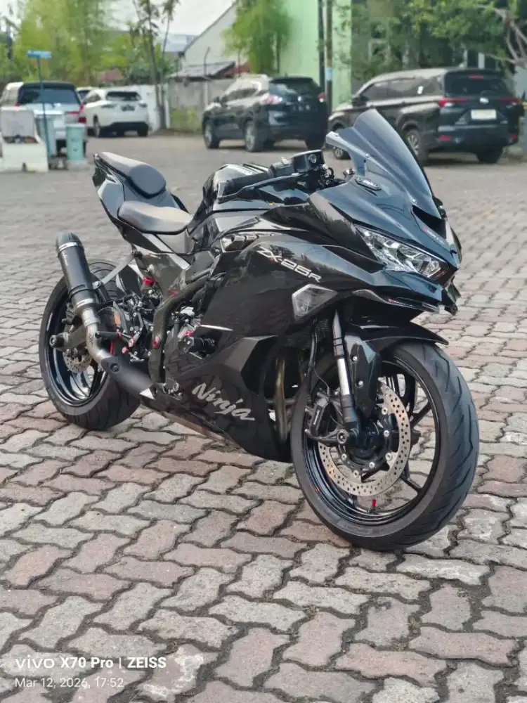 ZX25R , Odo 5 rb, like New!