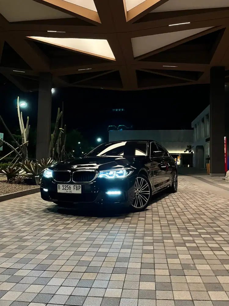 BMW 530i 2019 Bensin