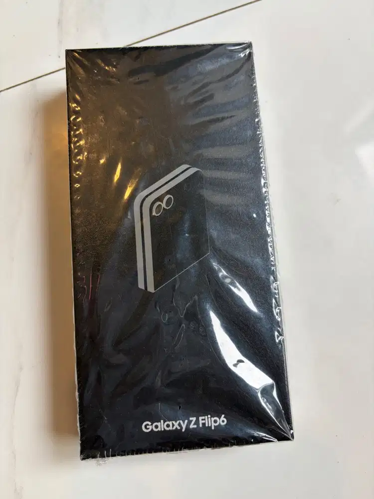 Samsung Z Flip 6 Silver 256 Gb