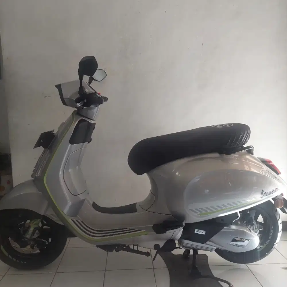 Vespa Sprint Tech 150