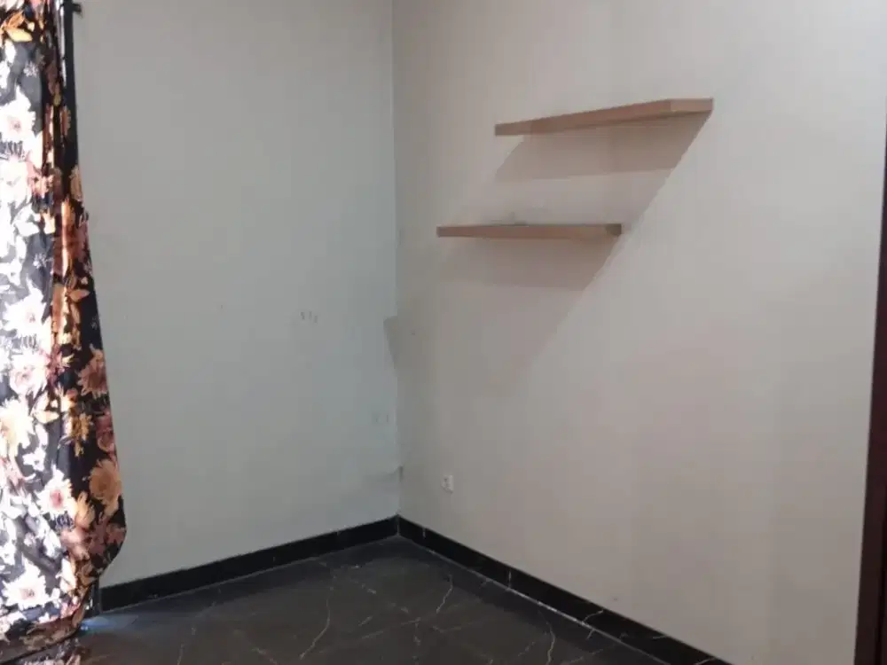 Dijual Rumah Baru 2 Lantai Semi Furnish Siap Huni Lokasi di Komplek Holis Bandung