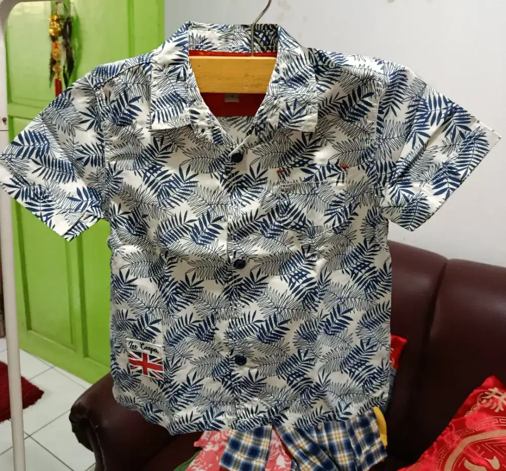 Pakaian lengan pendek Lee Cooper