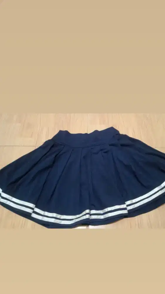 rok pendek , rok sekolah , rok sailor moon