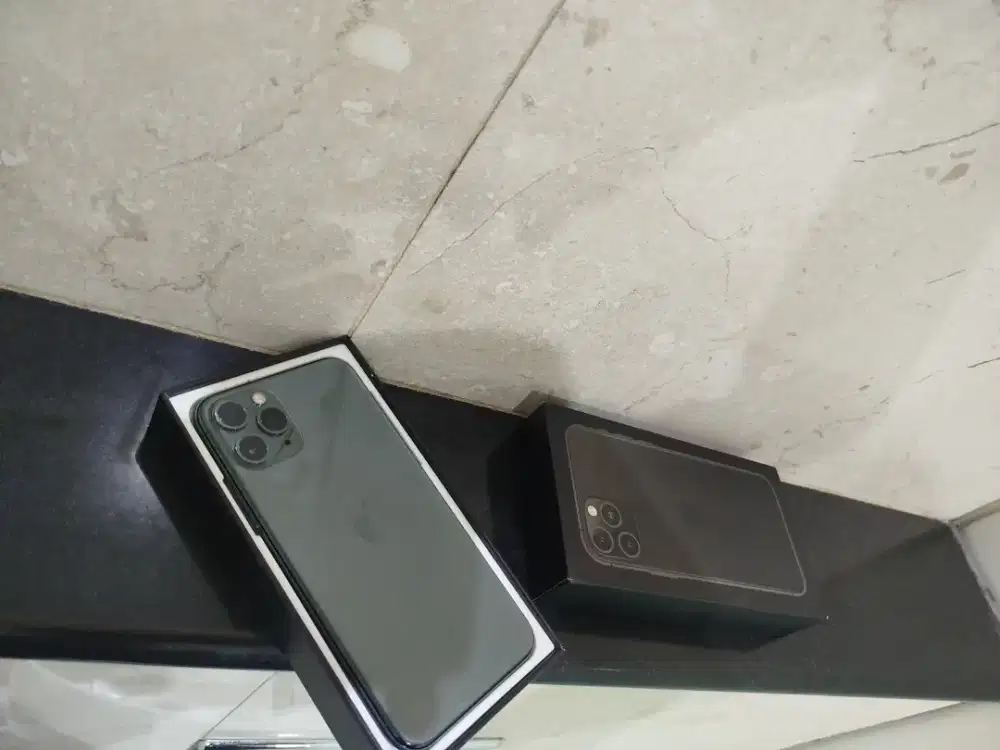 iPhone 11 pro 256gb bisa semua sim