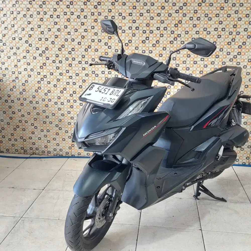 Honda vario 160 cbs 2025 dp 1juta