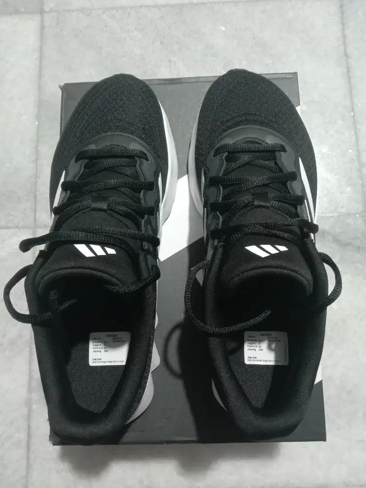 Sepatu Adidas switch move u