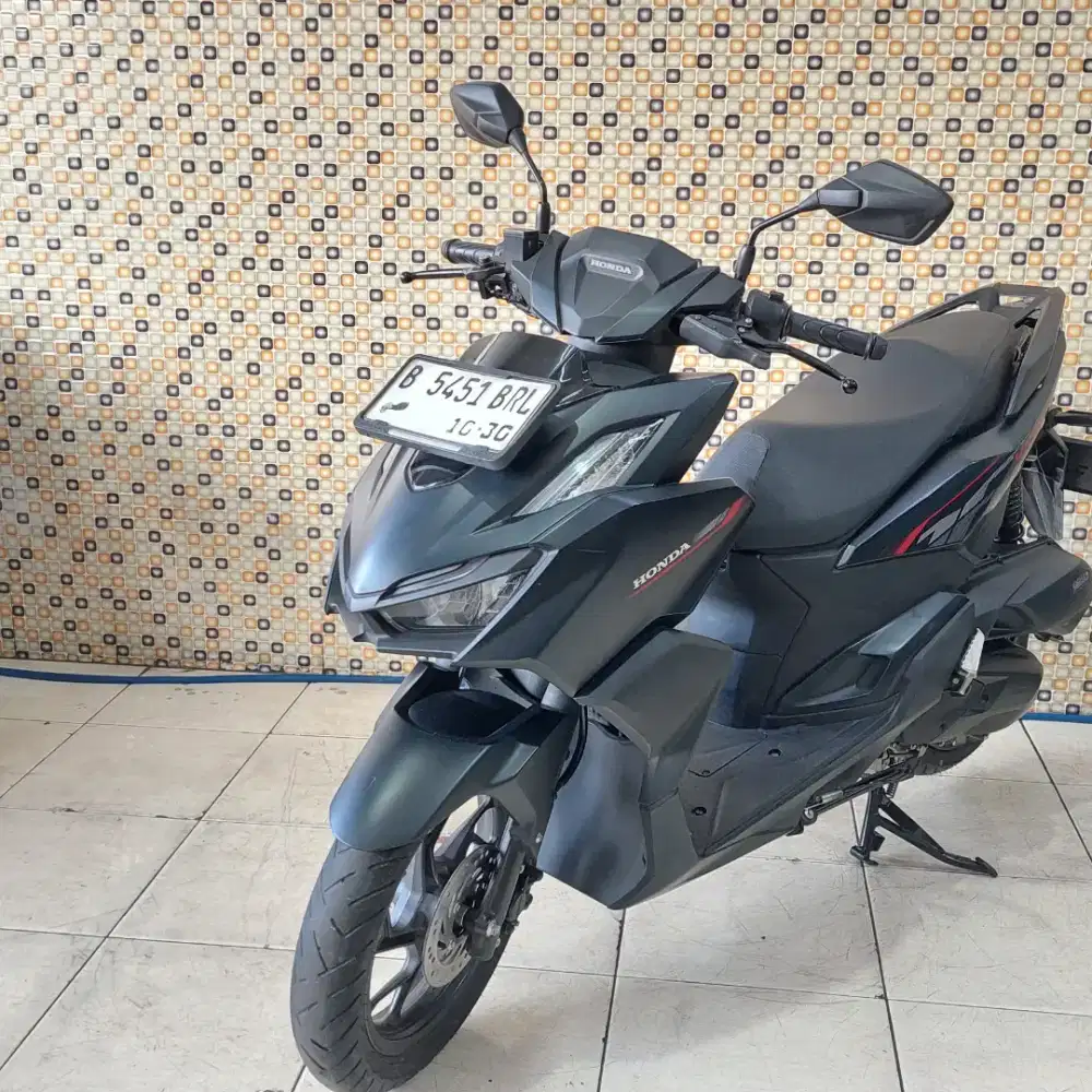 Honda vario 160 cbs 2025 dp 1juta