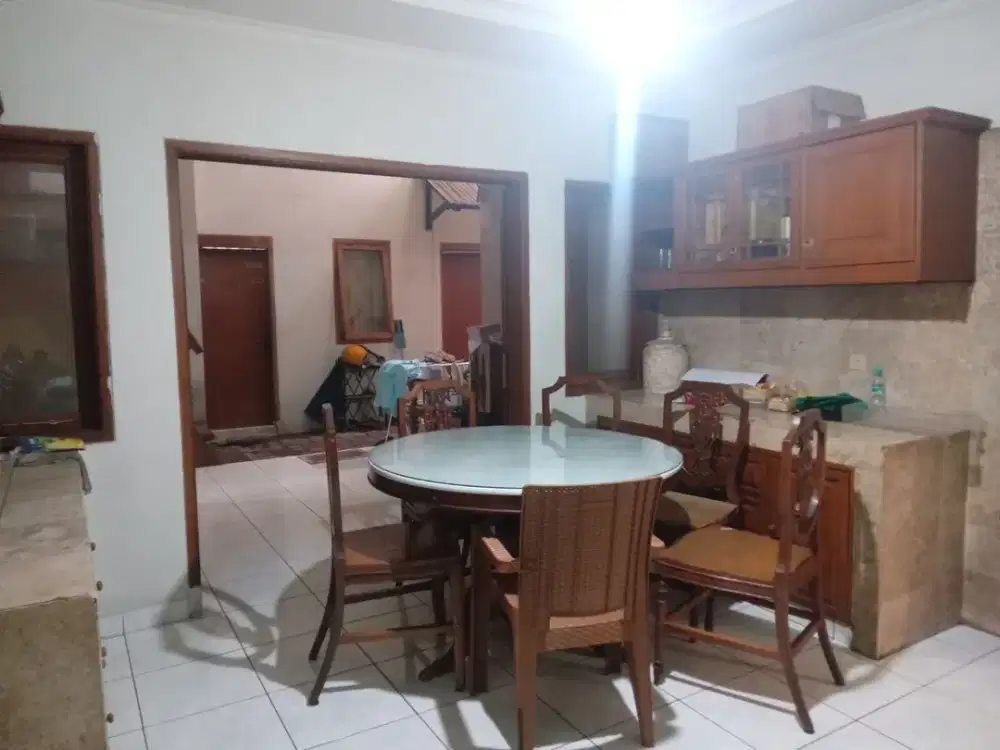 Rumah Kost 2 Lantai Lokasi Premium di Sukaluyu Surapati