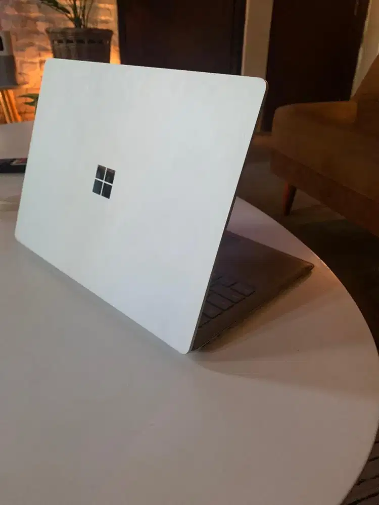 Microsoft Surface Laptop 1769,