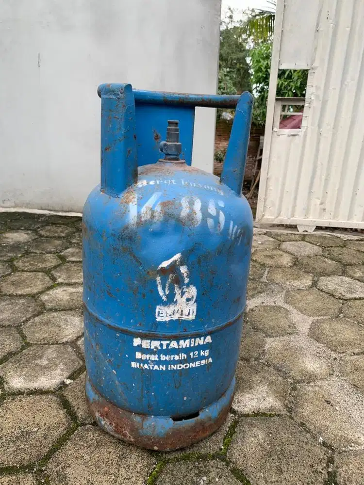 Tabung gas elpiji 12 kilo bekas