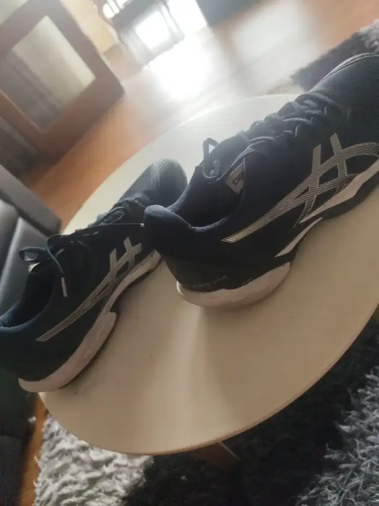 Sepatu ASICS Solution Speed FF