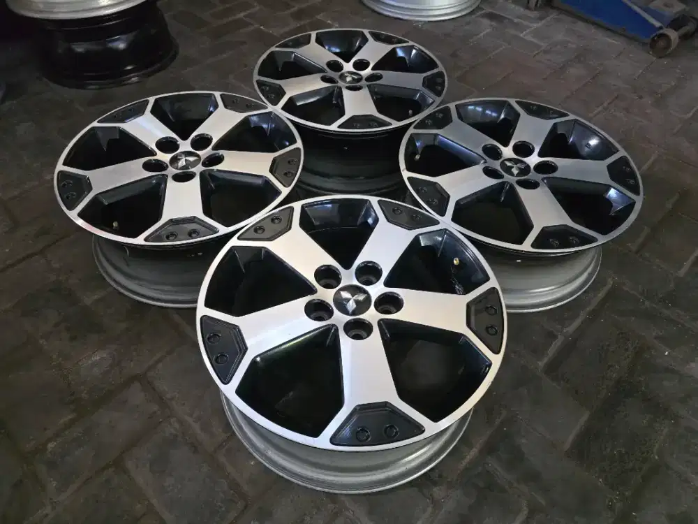 Velg Ori Xpander Cross Ultimate R17 Outlander Kuda L300 Juke Livina