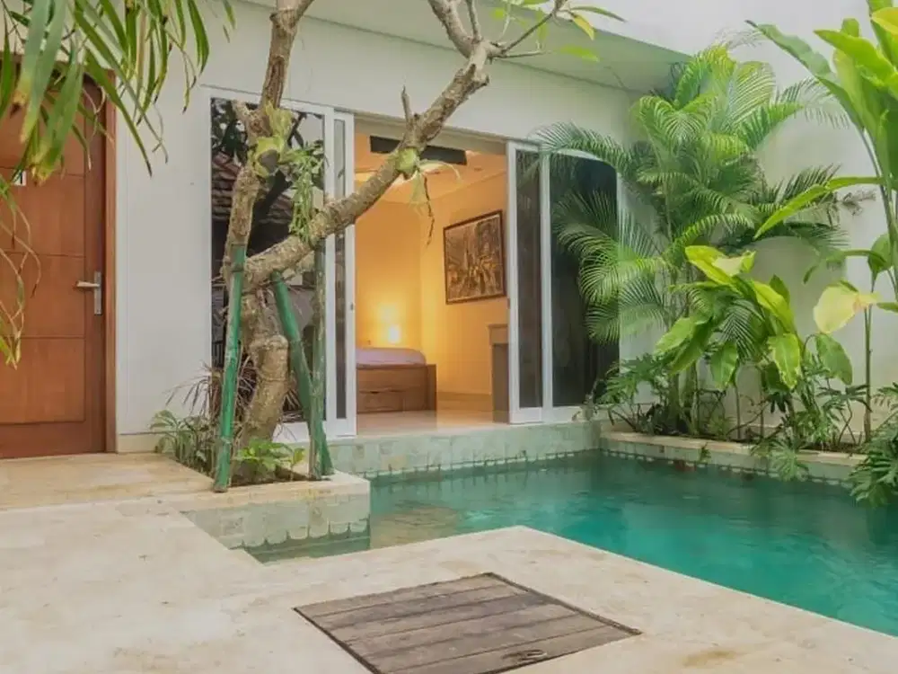 Villa Cantik 2 Lantai Full Furnished Disewakan, di Nusa Dua Area