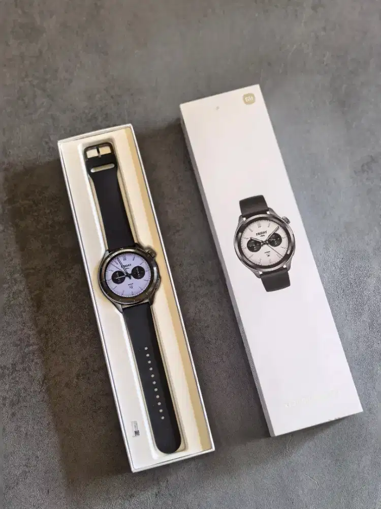 Xiaomi watch S4