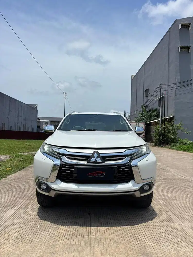 Mitsubishi Pajero 2.4 Dakar 2016 Automatic ( Putih Metalik )