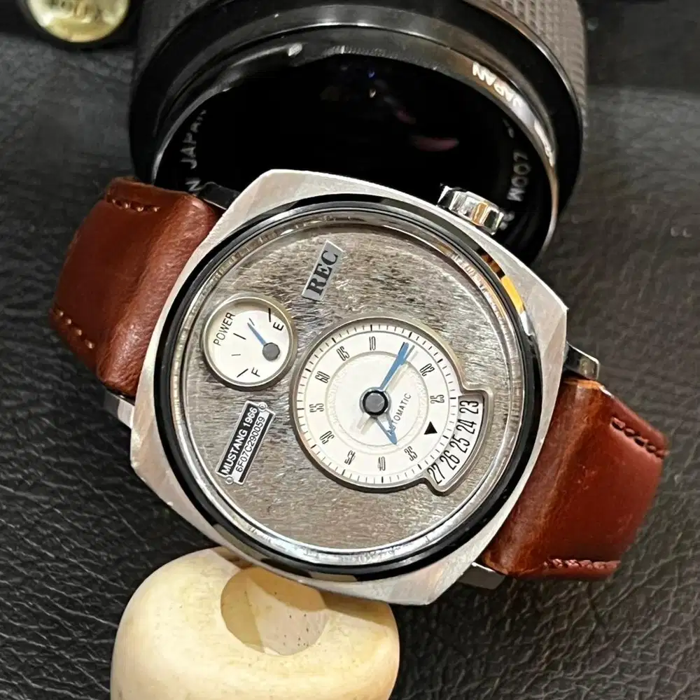 Mustang aitomatic rare item watch